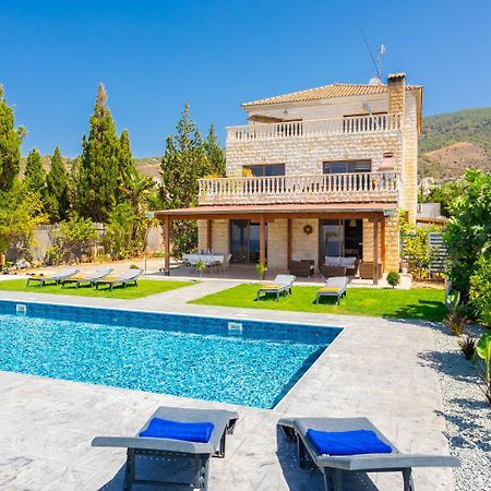 Villa Beach Heaven Pomos Esterno foto
