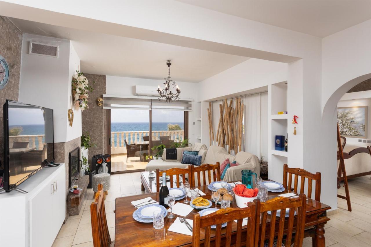 Villa Beach Heaven Pomos Esterno foto