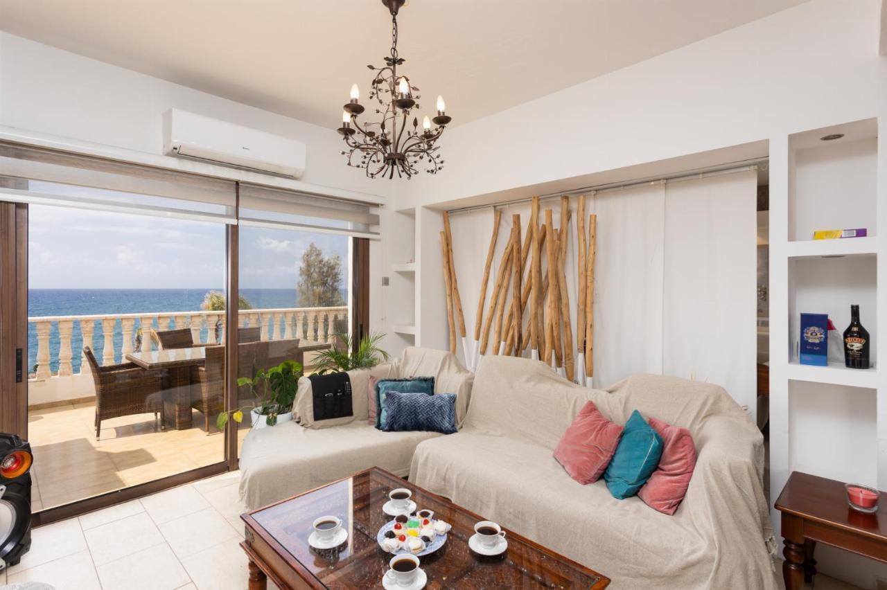 Villa Beach Heaven Pomos Esterno foto