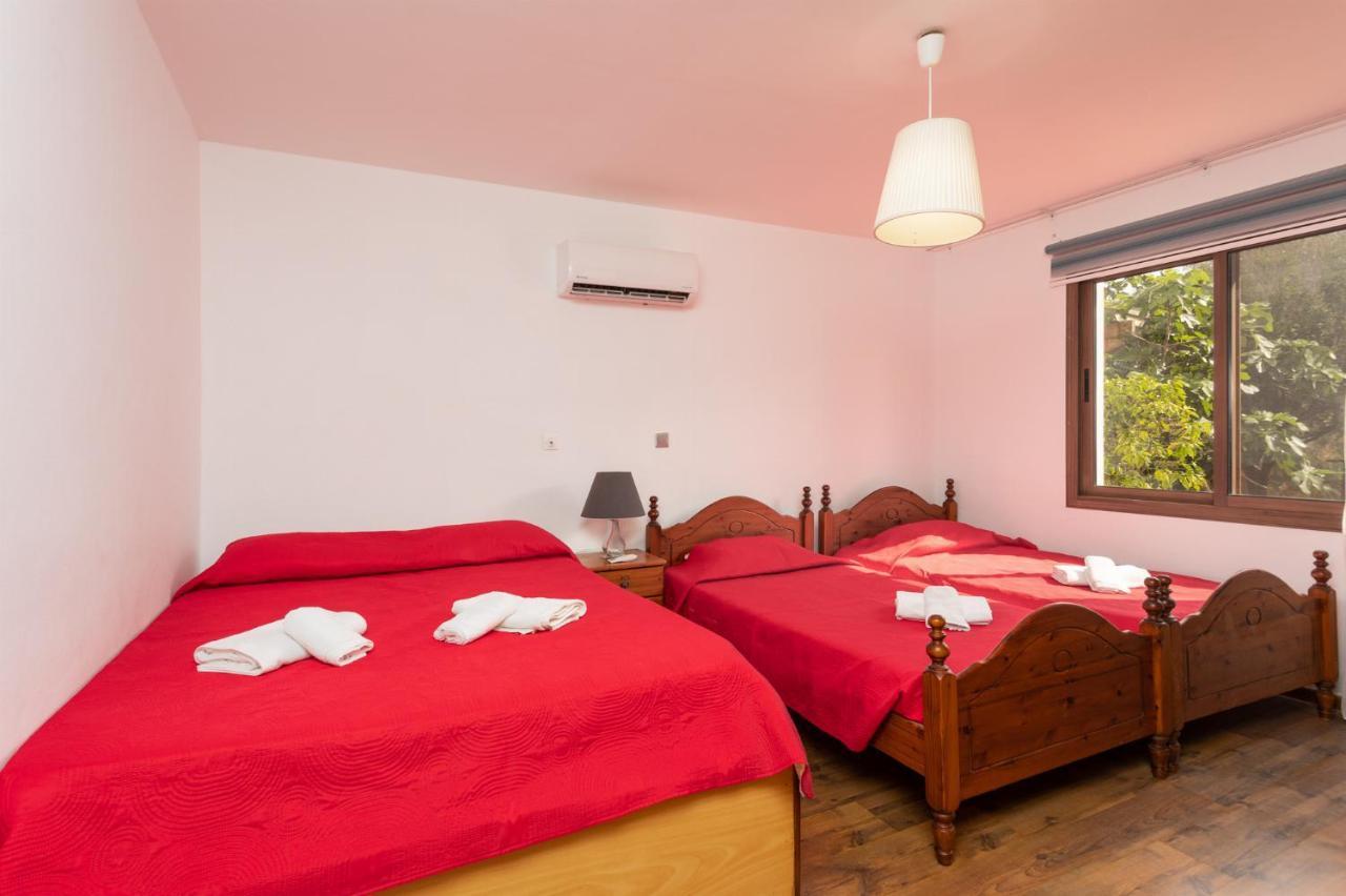 Villa Beach Heaven Pomos Esterno foto