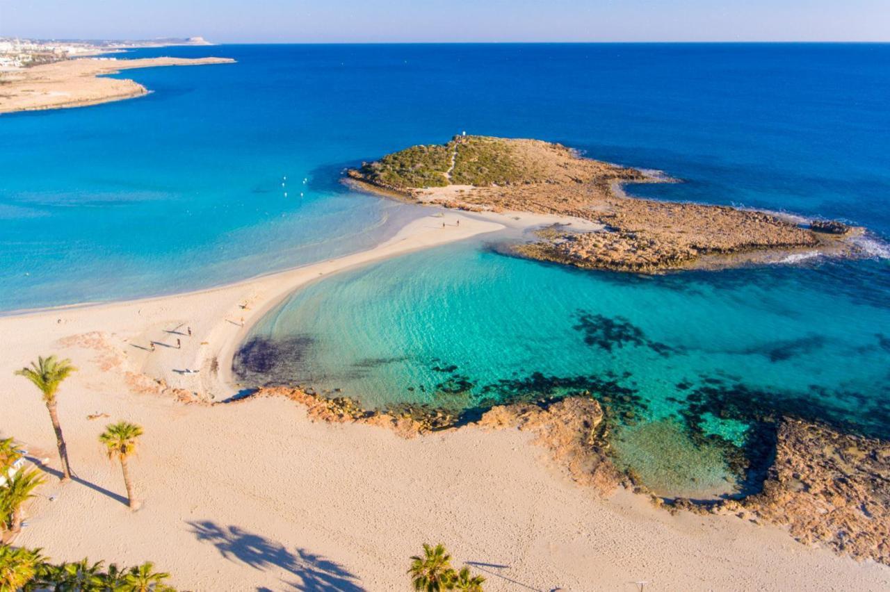 Villa Beach Heaven Pomos Esterno foto