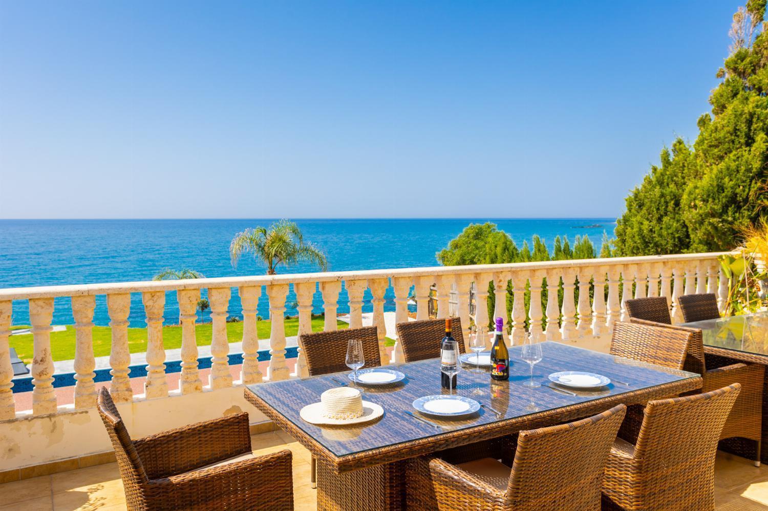 Villa Beach Heaven Pomos Esterno foto