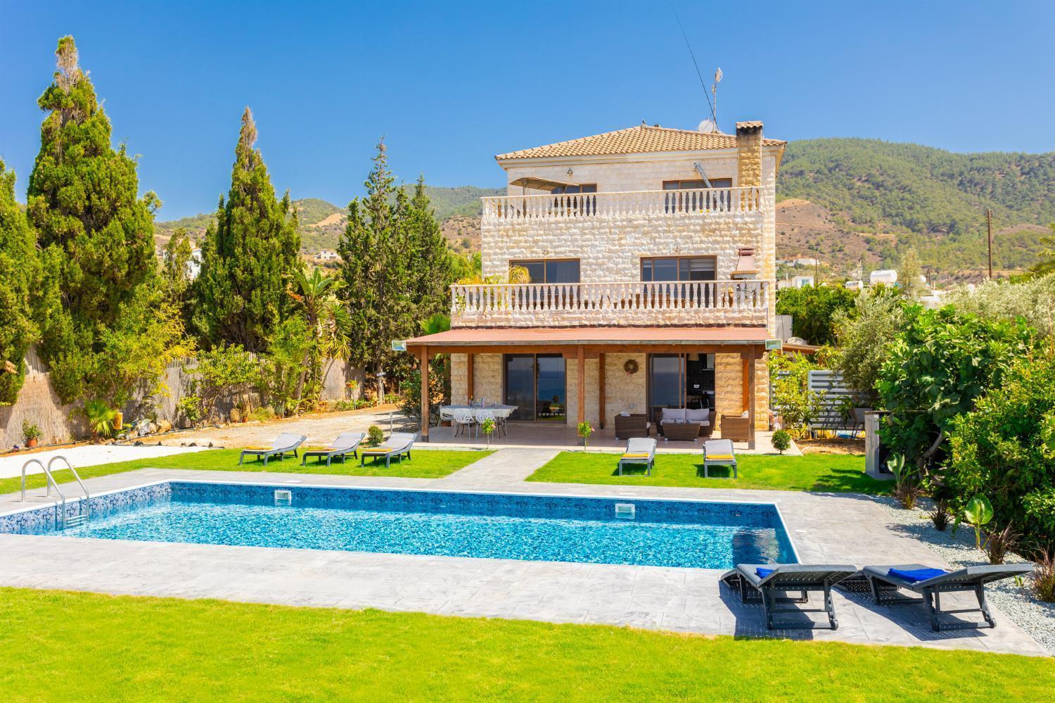 Villa Beach Heaven Pomos Esterno foto