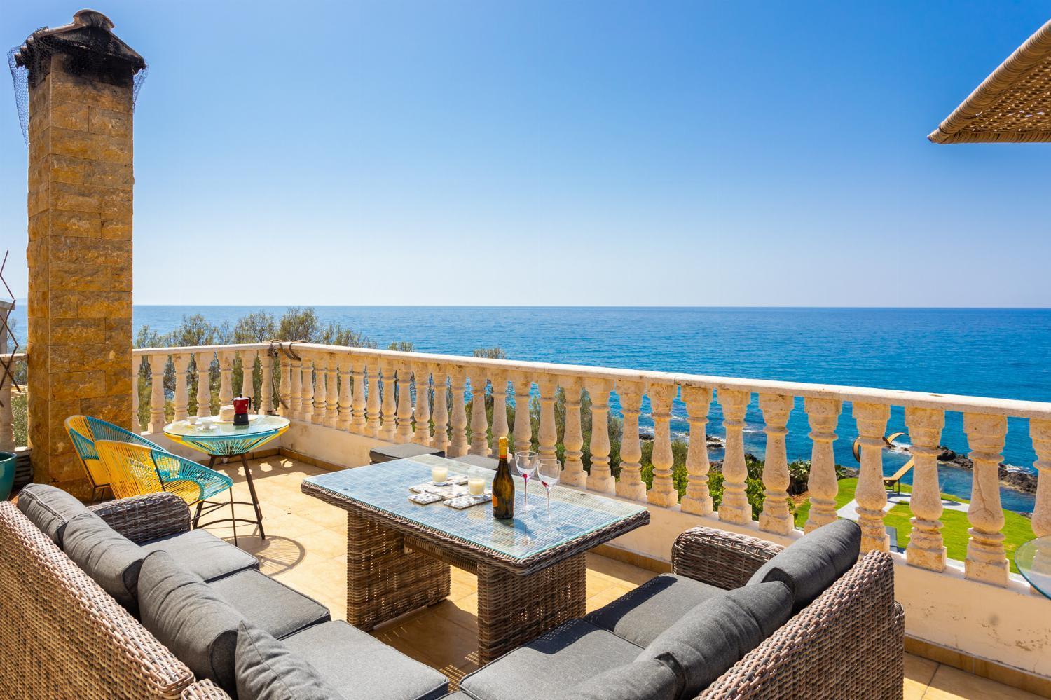 Villa Beach Heaven Pomos Esterno foto