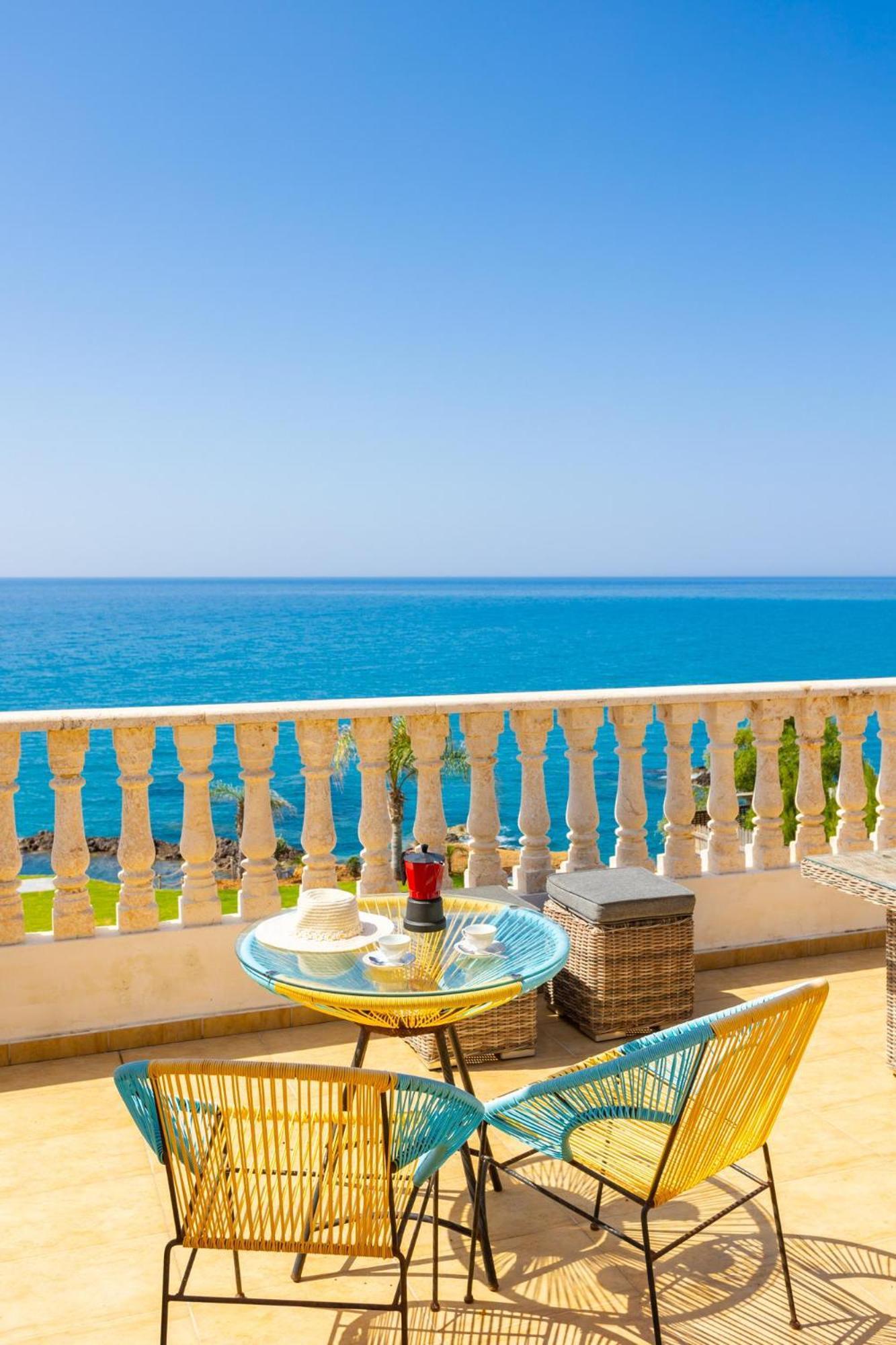 Villa Beach Heaven Pomos Esterno foto